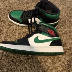 Jordan 1 Mid Green Toe