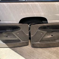 Tahoe Front Door Panels 