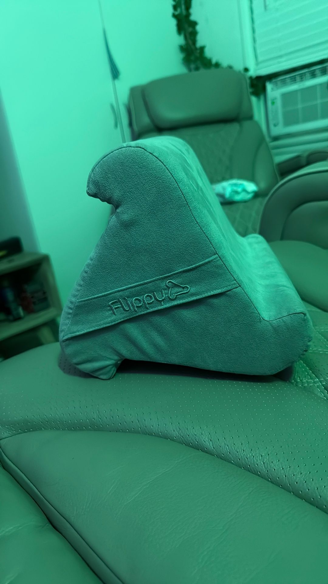 flippy tablet stand