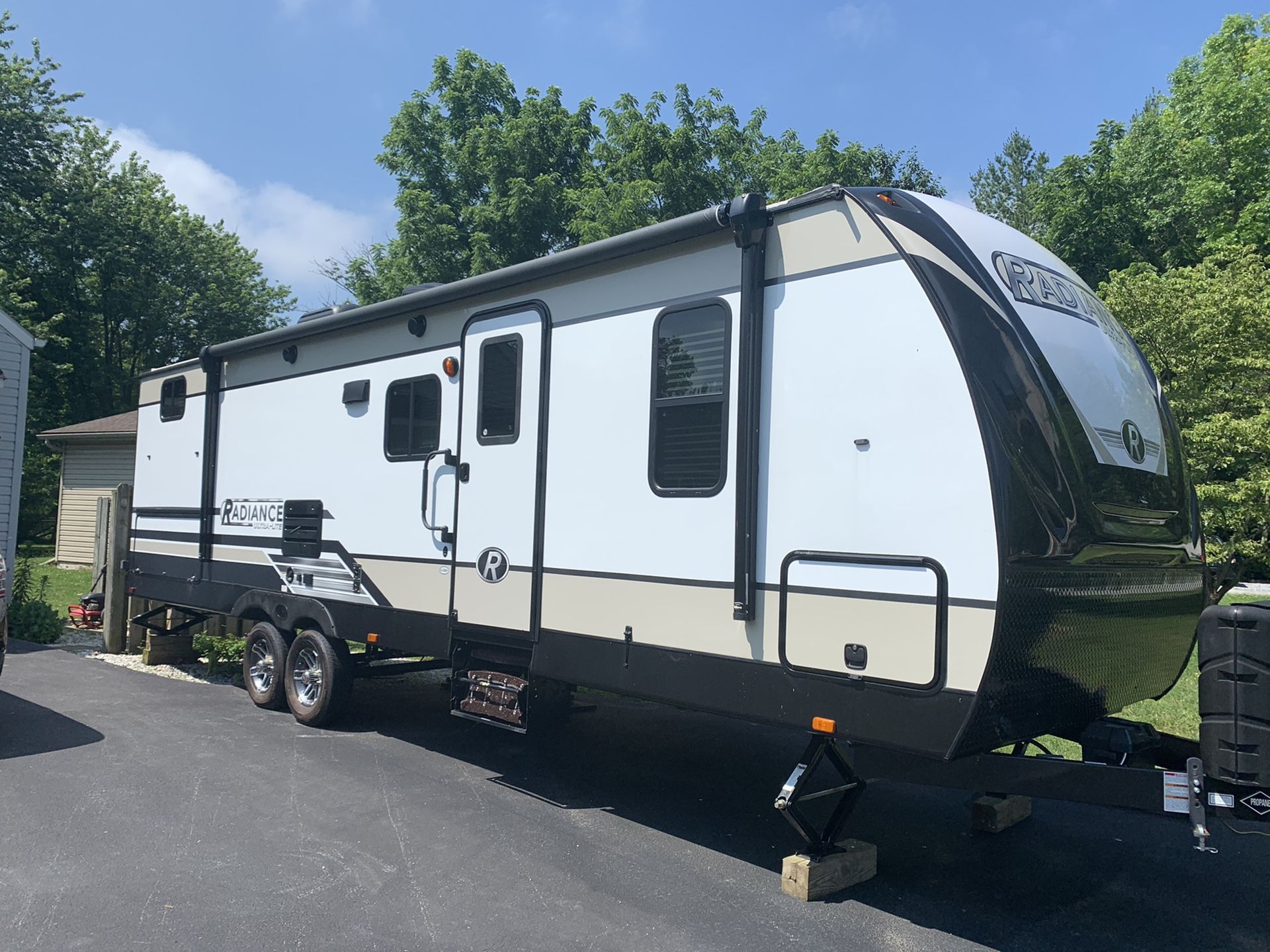 2019 Radiance Camper