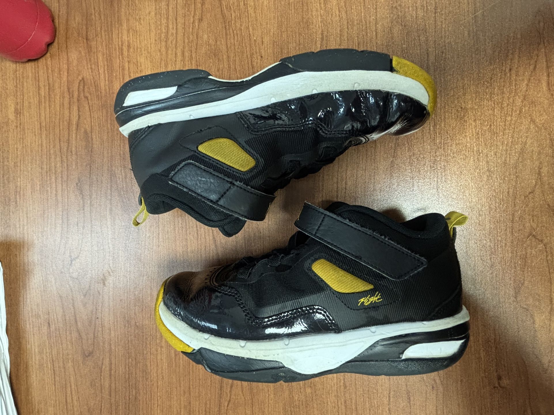 Jordan Stay Loyal 3 Black White Yellow Ochre Youth Size 3