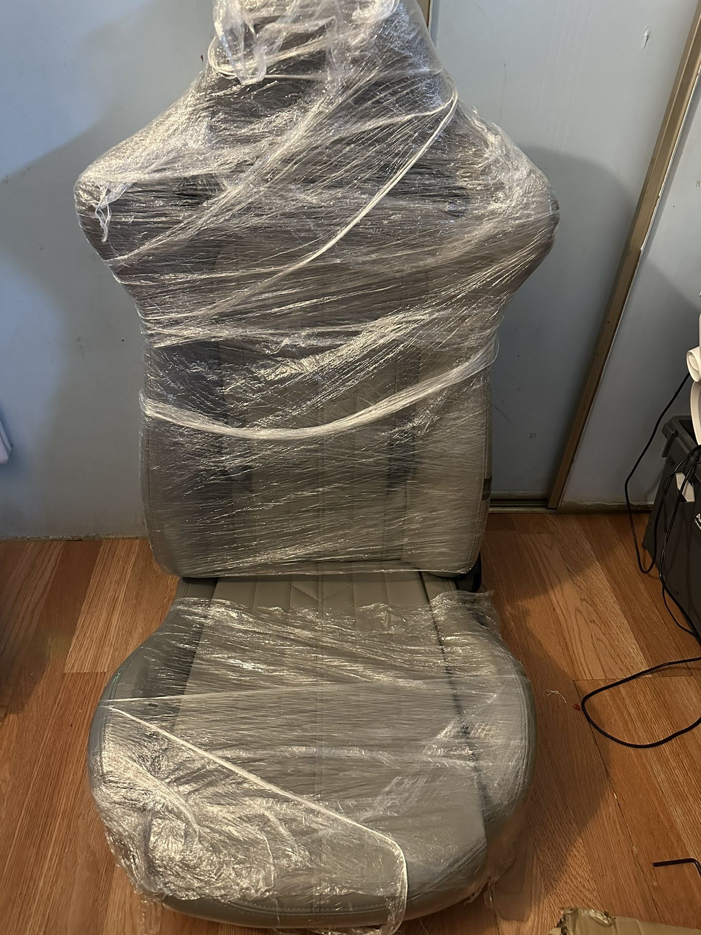 Nrg Reclinable Bucket