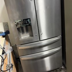 Frigidaire French Door Refrigerator 