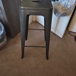 Counter Hieght Stool
