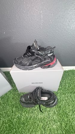 Matte Black Balenciaga Runner LED w/ Box + Reciept | size 41(Fits 10 M) | + ShoeBag