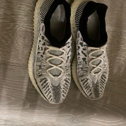 Yezzy Size 11