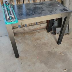 Small Desk Table