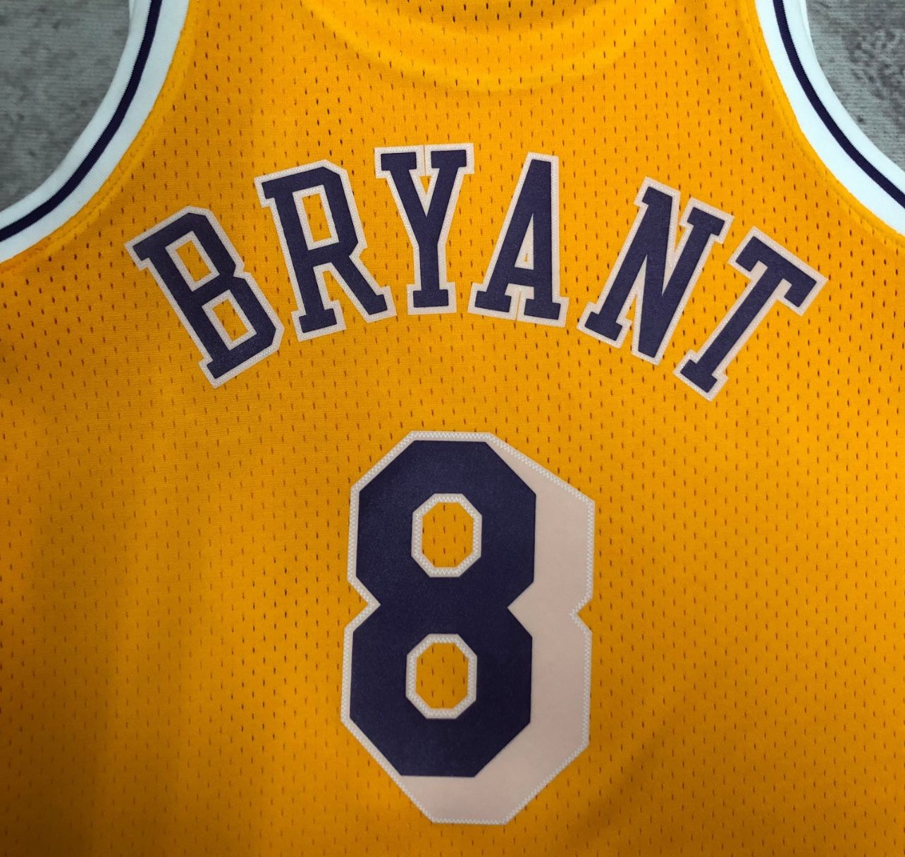 Yellow Lakers Kobe Bryant #8 96/97 season jersey Not LeBron