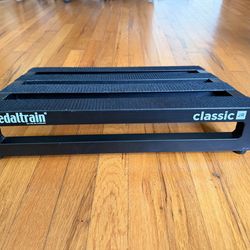 Pedaltrain Classic JR Pedalboard + Silver Hard Shell Tour Case – Ready to Gig & Fly!