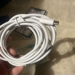 USB-C to MagSafe 3 Cable 