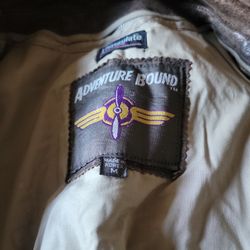 Adventure Bound Mens Leather Jacket  Size Medium 