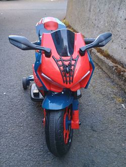 Spiderman electric motorcycle for toddler