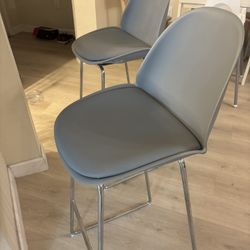 Two Bar Stools In Downtown Tampa