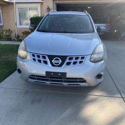 2014 Nissan Rogue Select