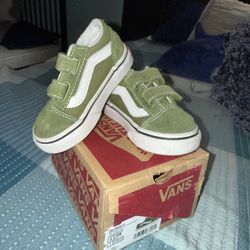Size 5C Vans