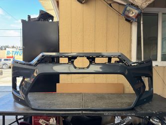 2024 2025 TOYOTA HIGHLANDER FRONT BUMPER COVER OEM USED