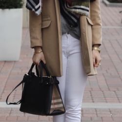Authentic Burberry Medium Tote With Wallet