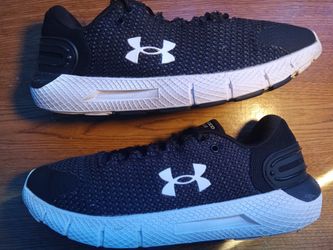 Under Armour Shoes Sz 9.5