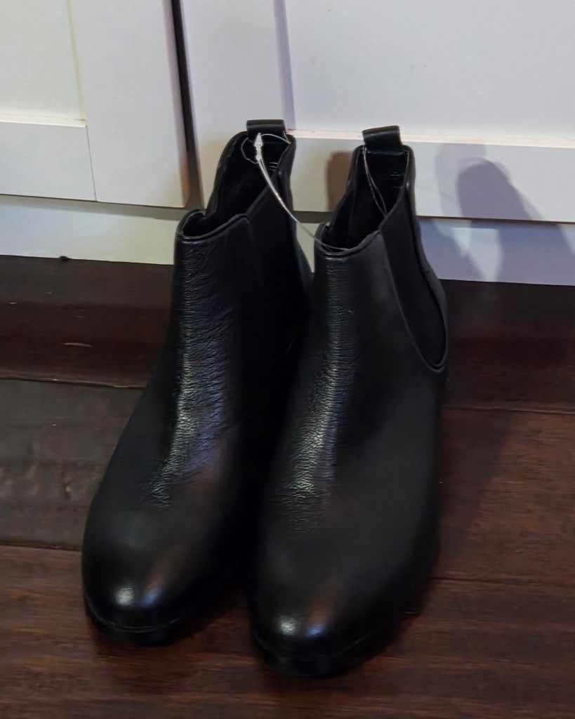 New Cole Haan Black Leather Ankle Boots Sz 6.5