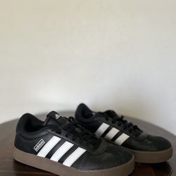 Women Adidas Shoes Size 8 