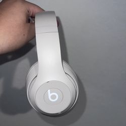 Beats Studio Pro