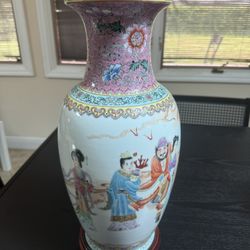 Beautiful Chinese Porcelain Vase