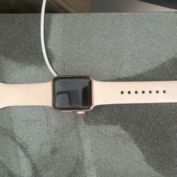 Apple Watch Series 3 38 Mm Like New