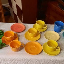 Homer Laughlin Cups & Saucers*