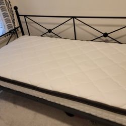 Single Bed With Frame Verry Clean