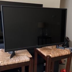 30 Inch Insignia TV 