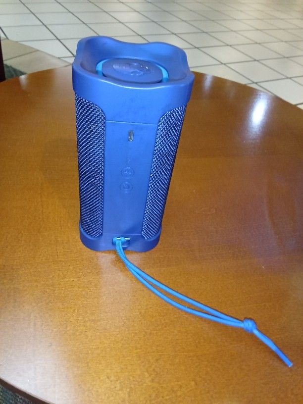 Skull candy Terrain Bluetooth Speaker
