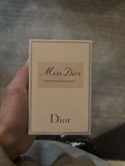 MISS DIOR PERFUME