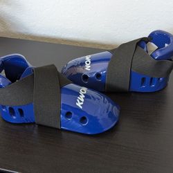 Sparring Shoes / Footgear - Feet Protector For Point Sparring Karate Taekwondo Martial Arts For Kids And Adults