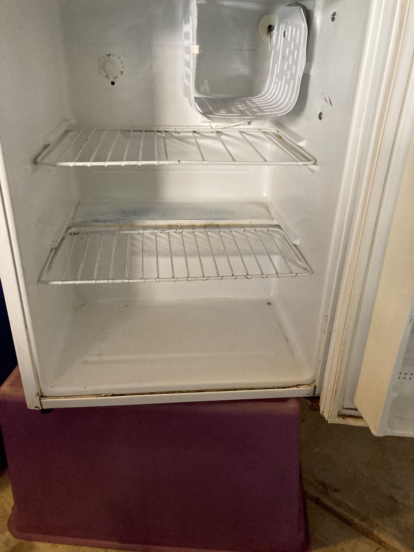 Mini Fridge