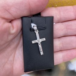 14k CROSS CHARM 