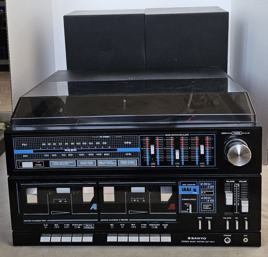 Vintage SANYO Stereo System GXT-140H Turn Table Cassette Radio W/ Speakers
