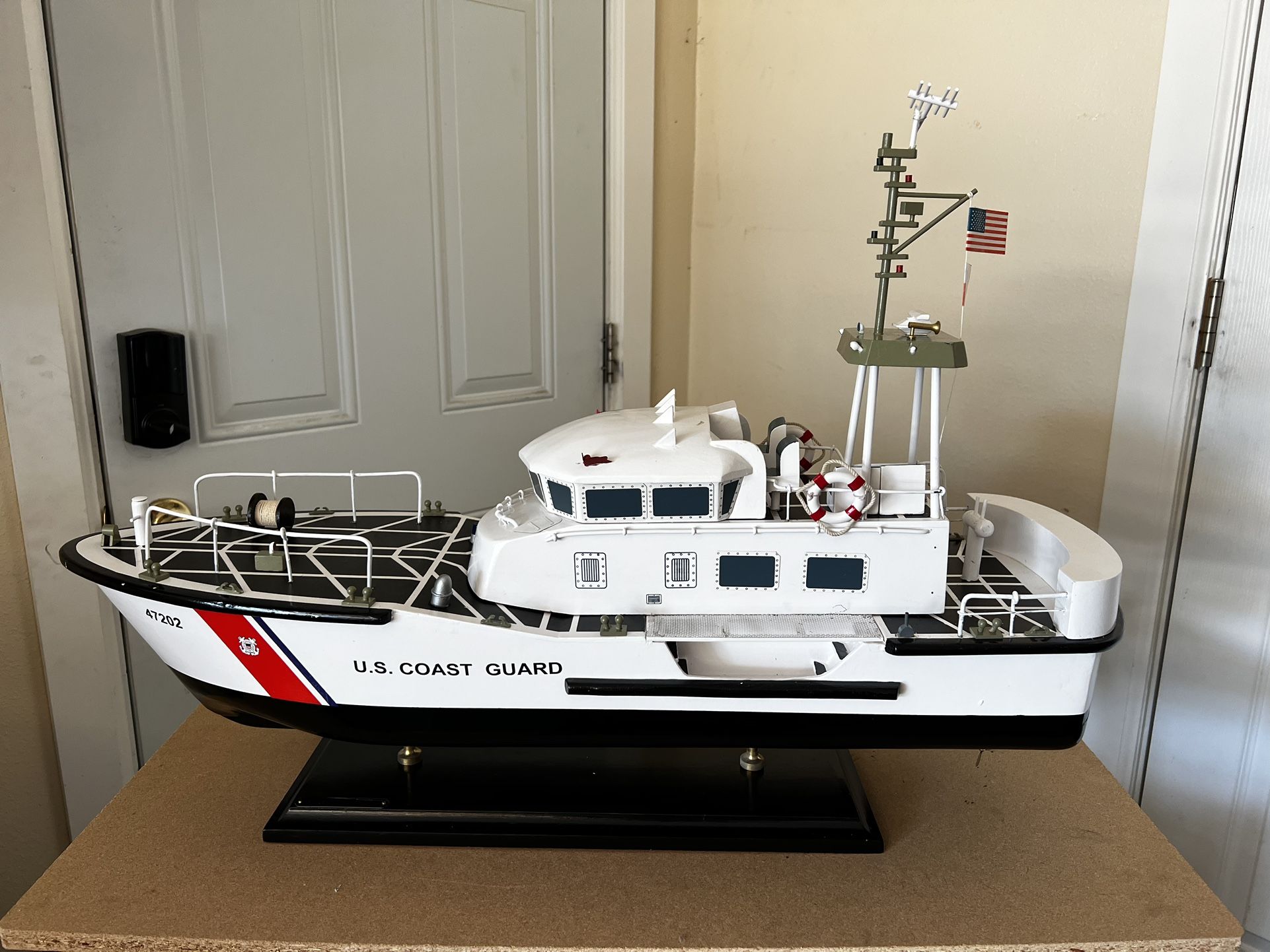 US Coast Guard 47’ Motor Lifeboat Model