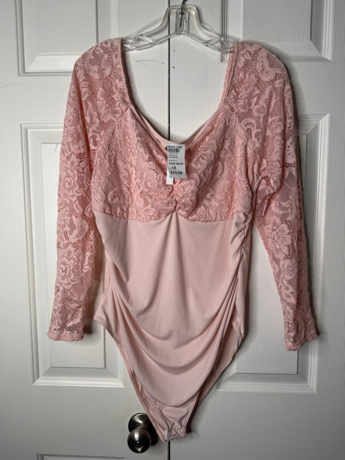 WOMEN BODYSUIT (1X)$9