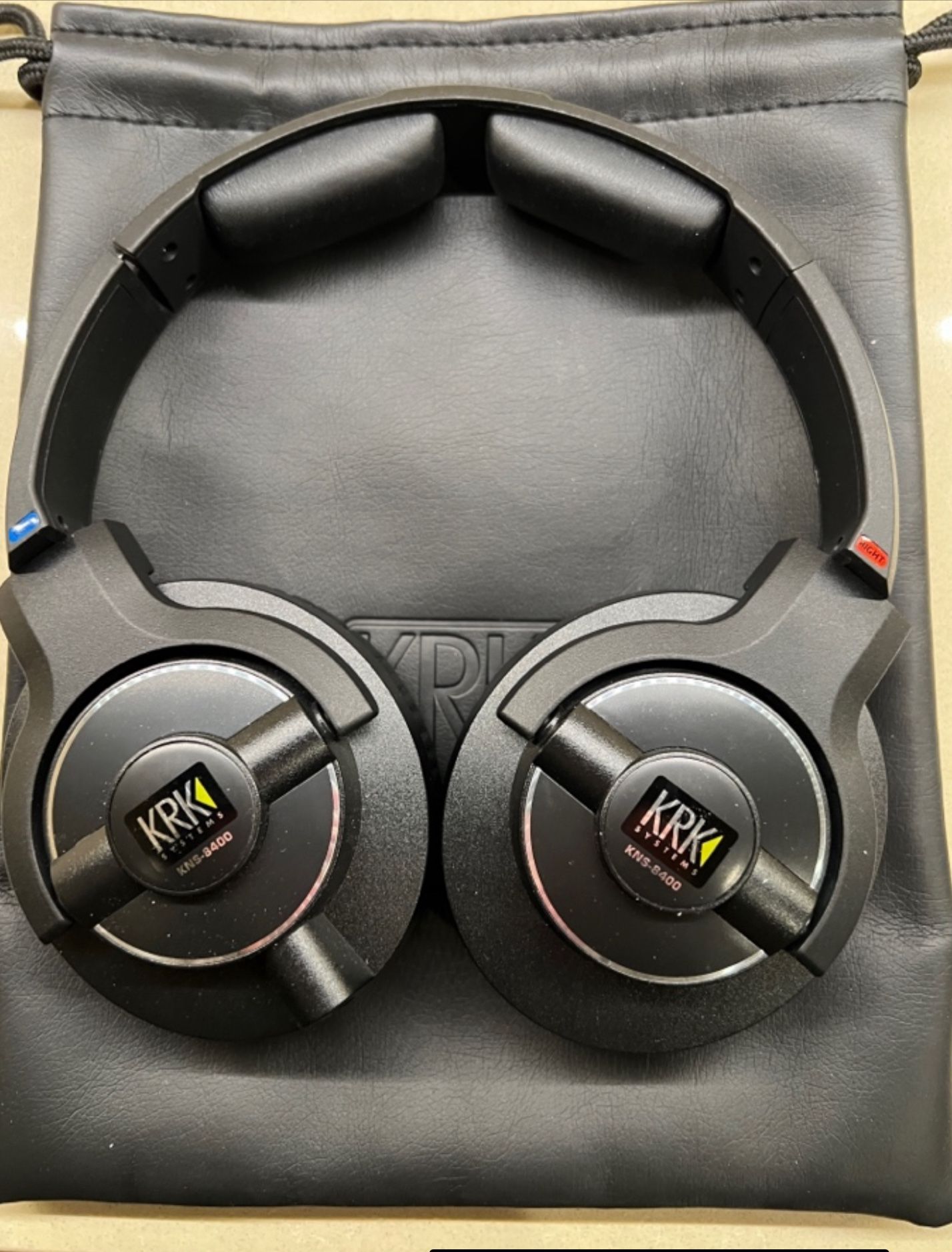 KNS 8400 Studio Headphones