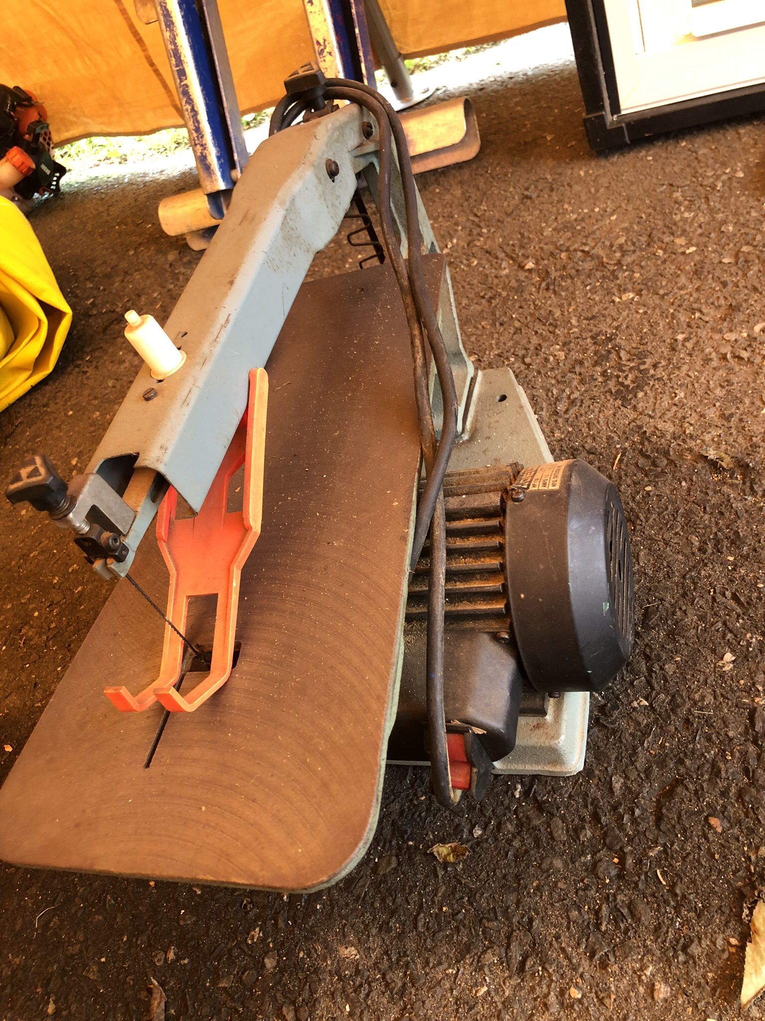 Special Tape Saw Cutter Couple To Do Design