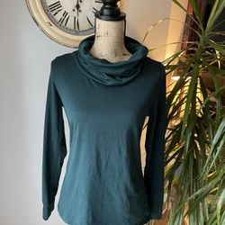 NWOT  Active  sweatshirt