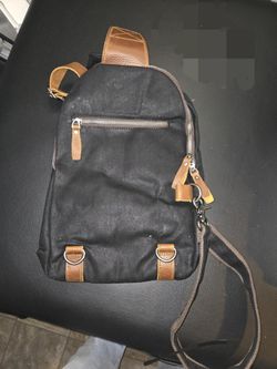 Super nice canvas and leather Side Bag Great For Anything 