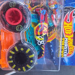 New. Hot wheels. Monster truck