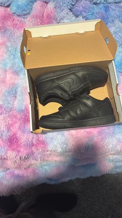 Nike Dunk Low Triple Black Sneakers