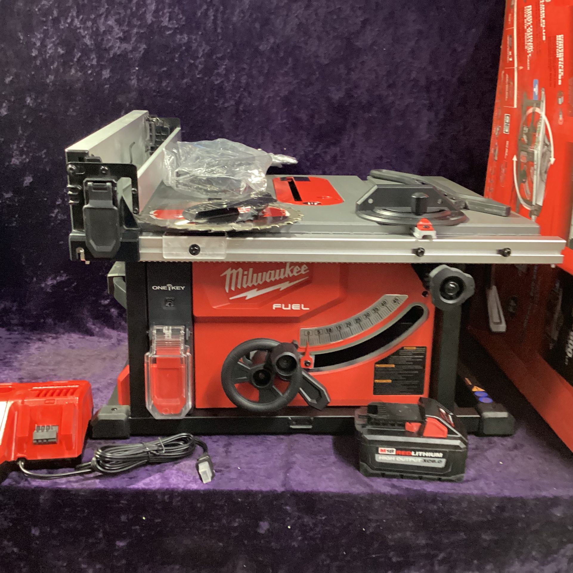 🧰🛠Milwaukee M18 FUEL ONE-KEY Brushless 8-1/4” Table Saw Kit W/(1)6.0 HO Batt/Rapid Charger-LIGHTLY USED!-$490!🧰🛠