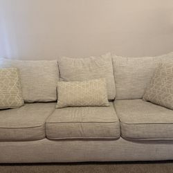 Couch With Pull Out Double Bed