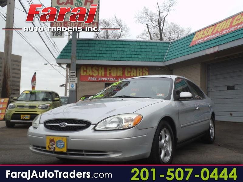 2003 Ford Taurus