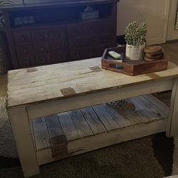 Farmhouse style coffee table