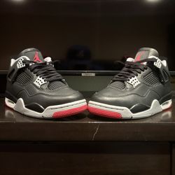 Air Jordan 4 Retro Bred
