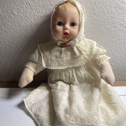 Madame Alexander Christening Huggable Huggums 12” Doll #33860